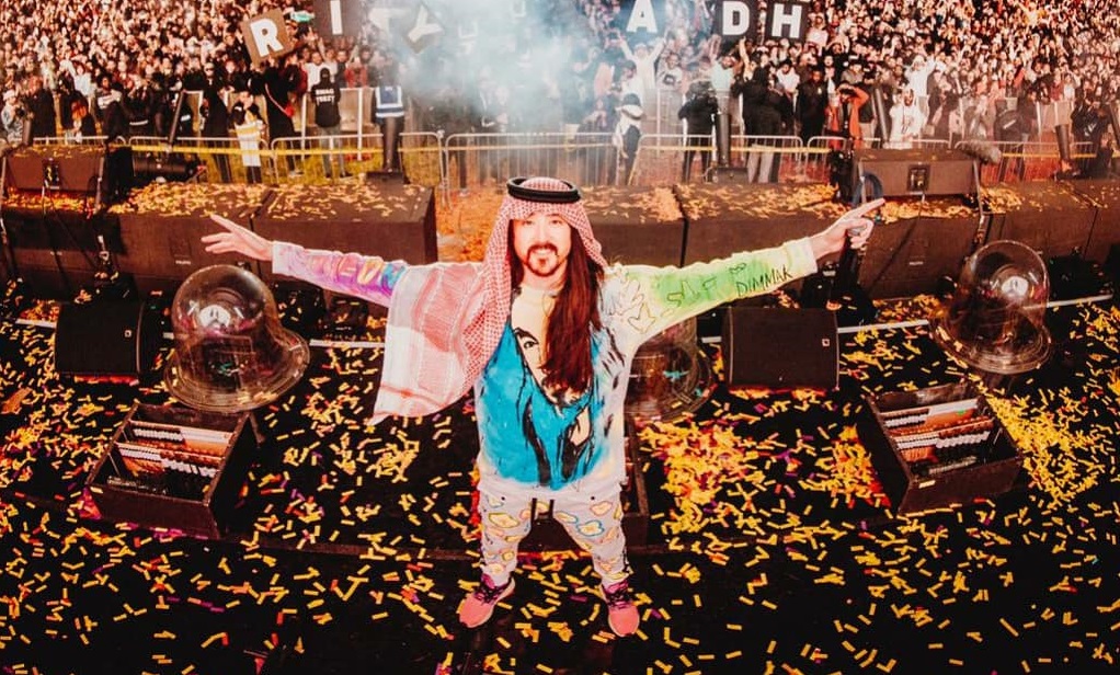 Steve Aoki Net Worth in 2020 and All You Need to Know - 29