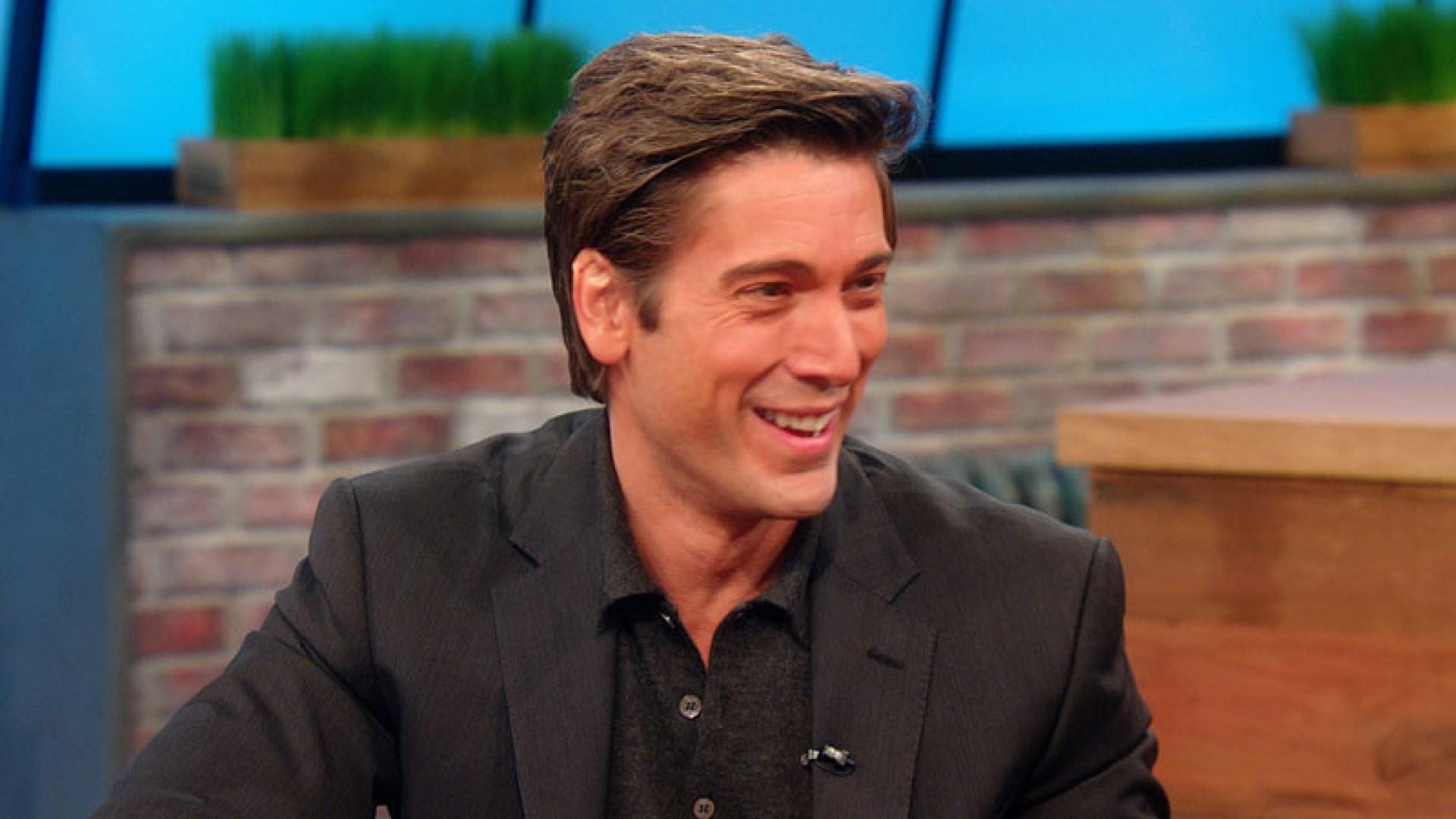 Who Is David Muir Dating Rumors Of His Relationship Explained Otakukart