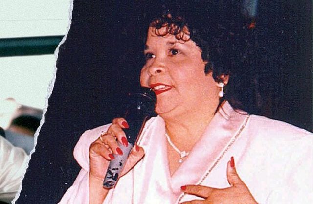 Why Did Yolanda Saldivar Kill Selena Perez  Explained - 72