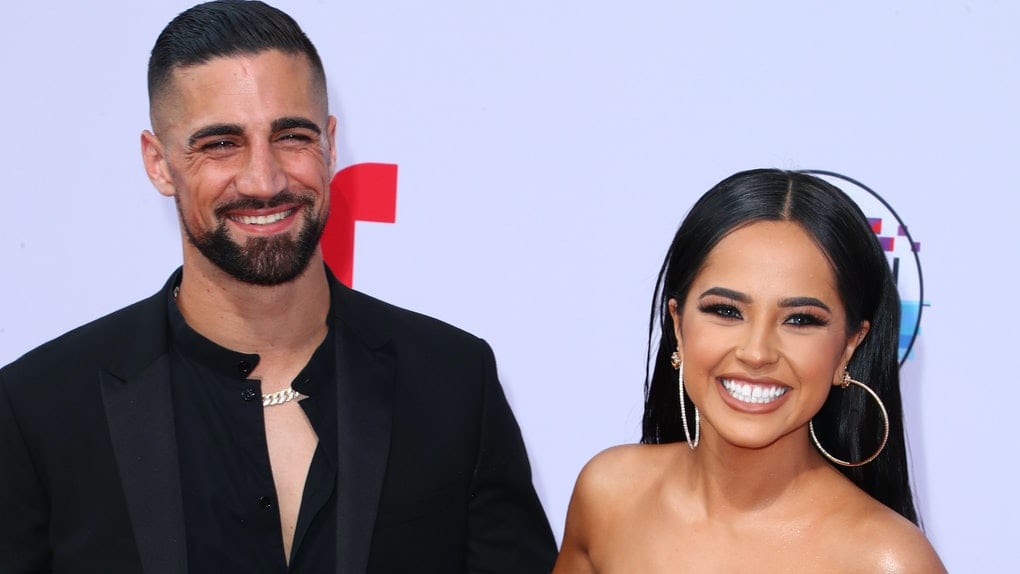 Who is Becky G Dating?