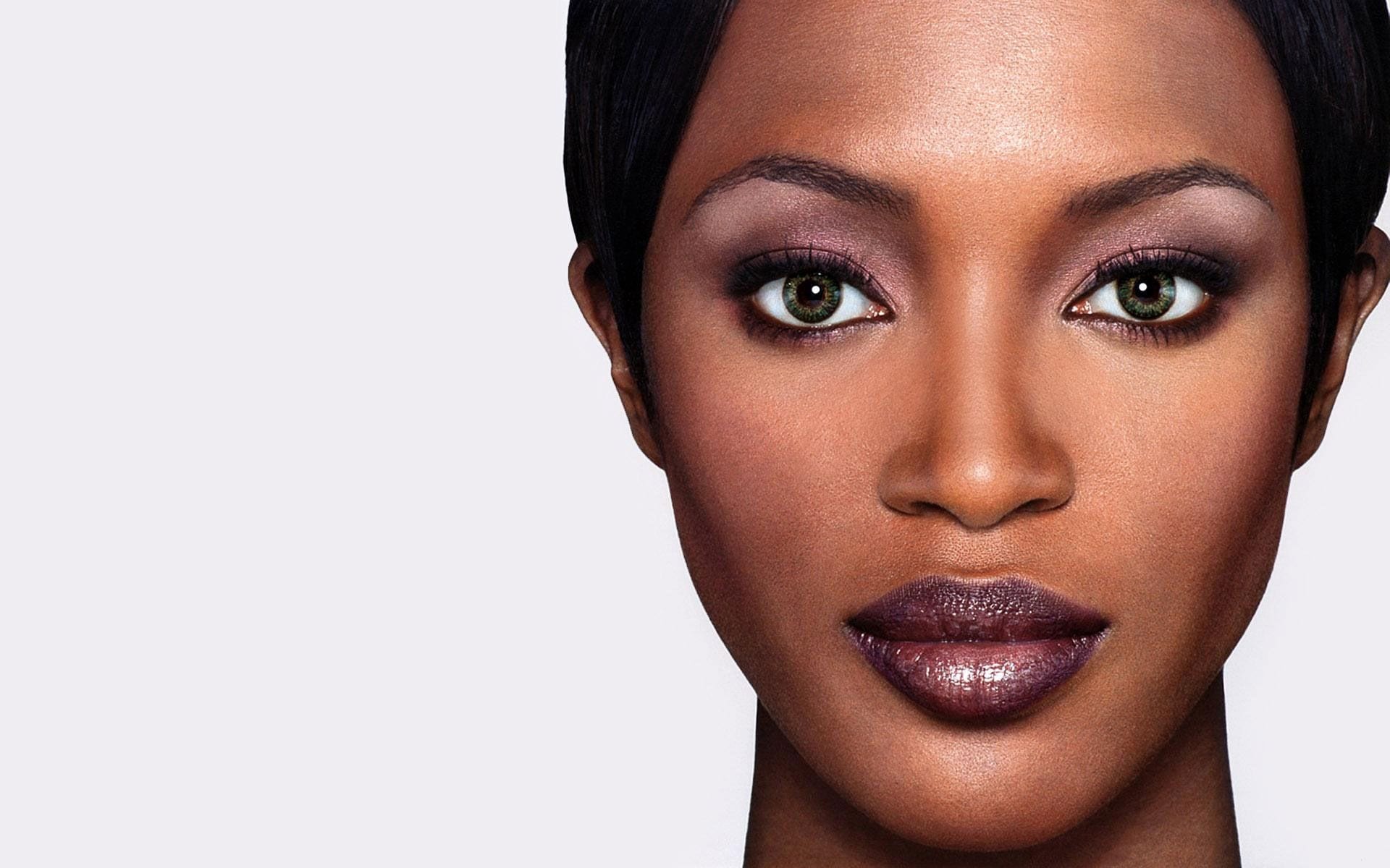 Who Is Naomi Campbell  The Model s Recent News That Shook The Social Media - 80