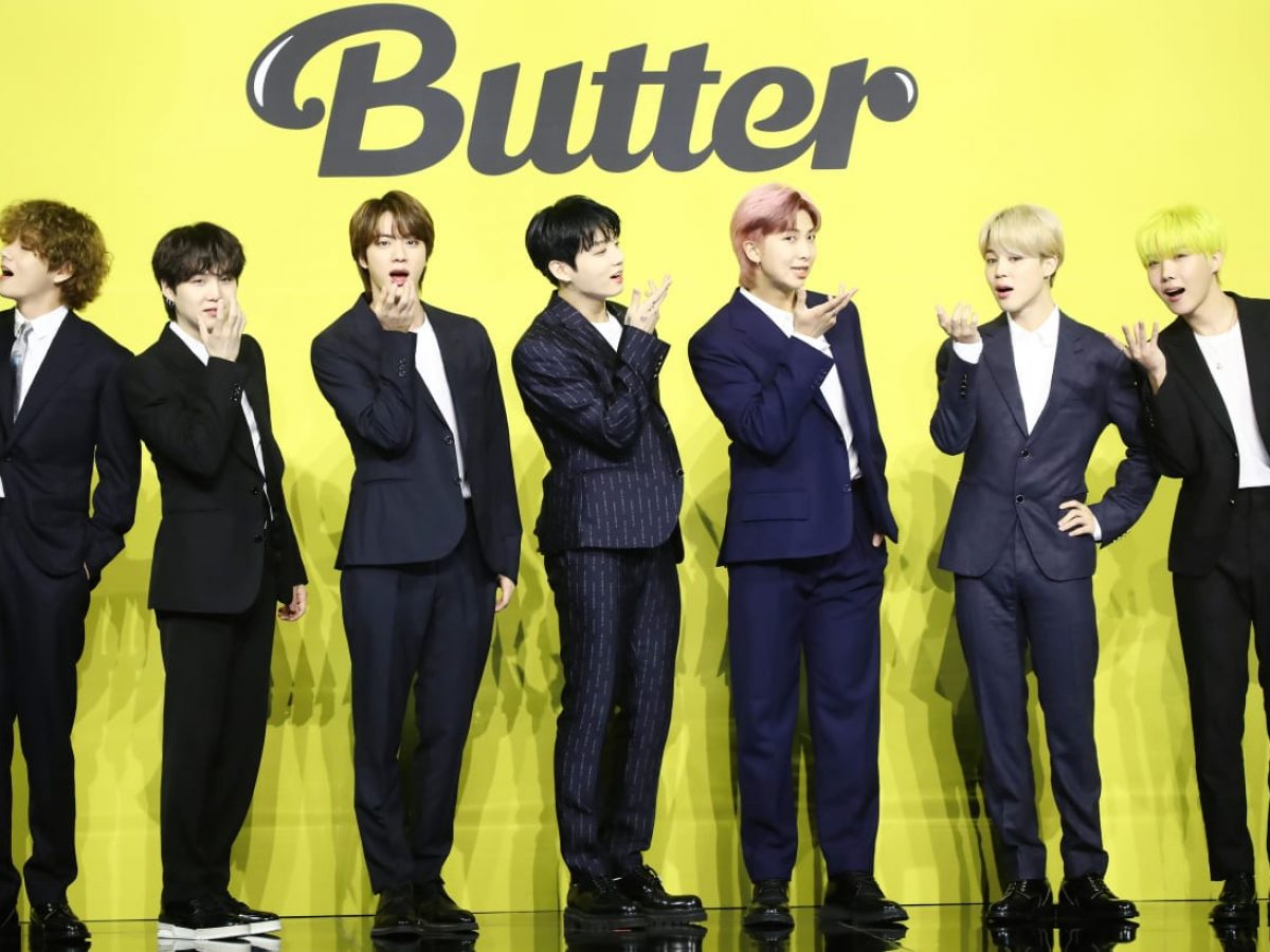 Bts V And Jungkook Amaze Fans With New Look During Butter Global Press Conference Otakukart