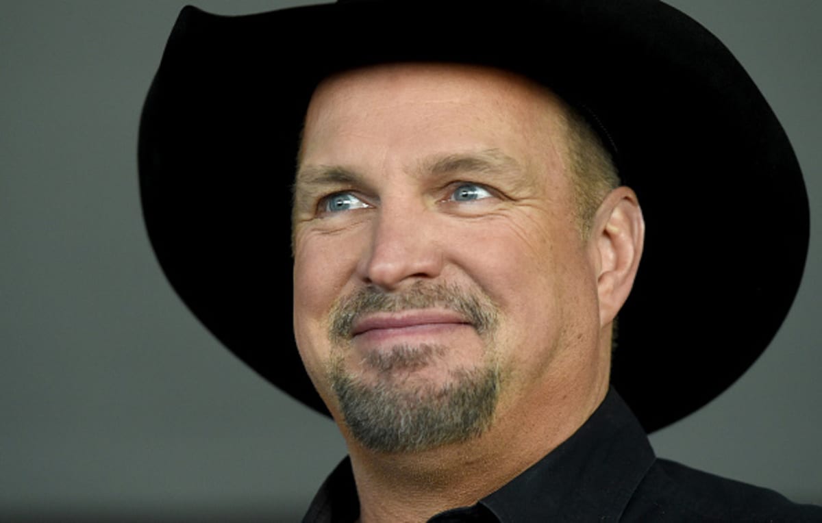 Garth Brooks Net Worth  How Rich is The Famous Country Musician  - 3