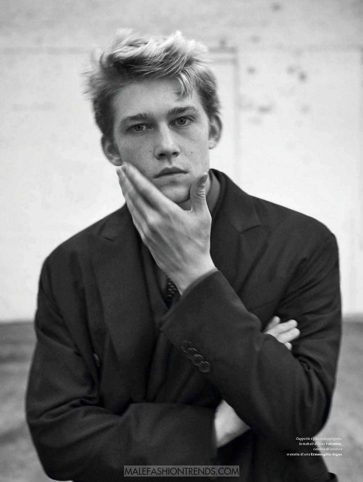 Who Is Joe Alwyn  The Man Dating Taylor Swift  - 24