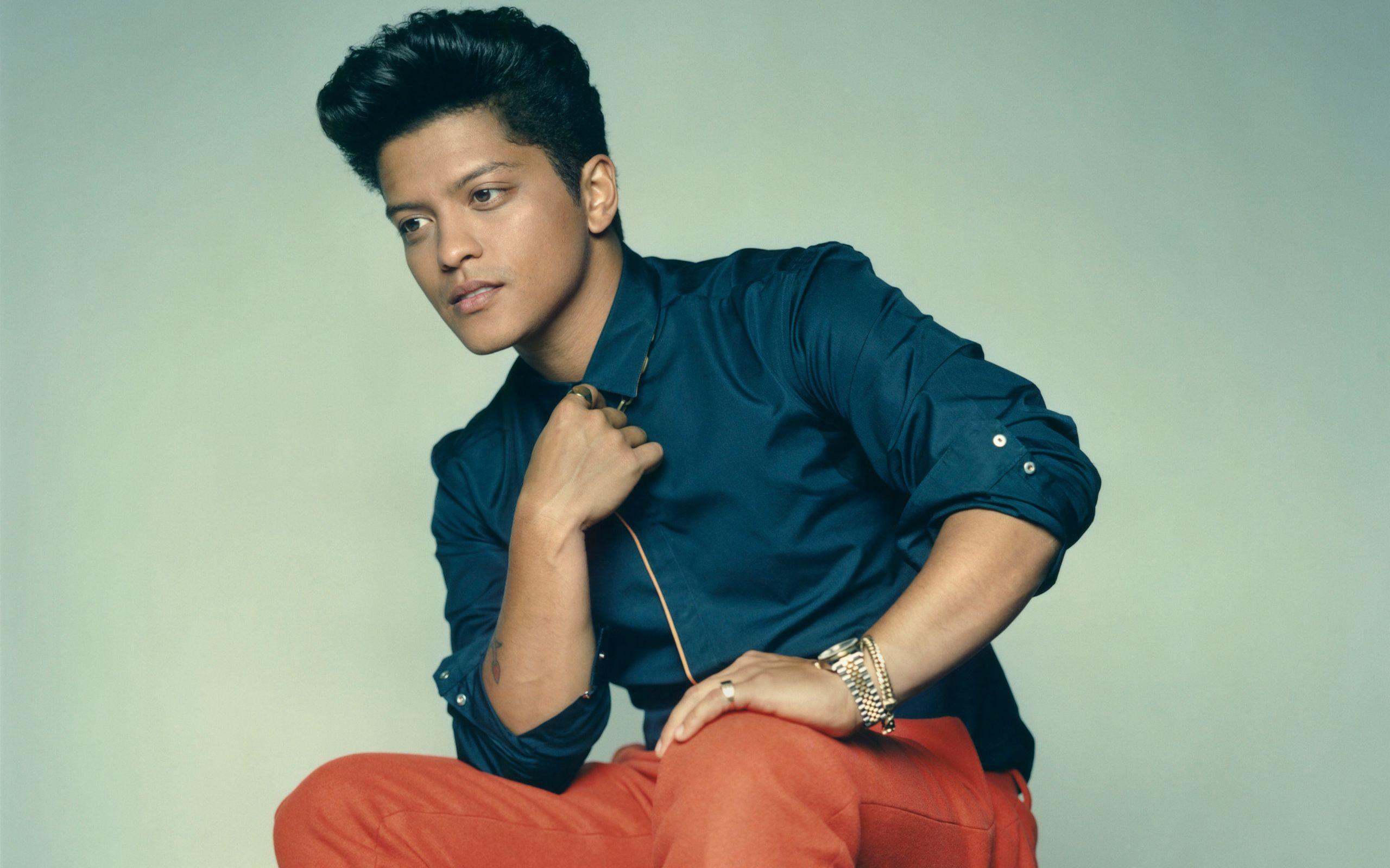 Who Is Bruno Mars Dating  The Inseparable Couple  Still Going Strong With Jessica Caban - 27