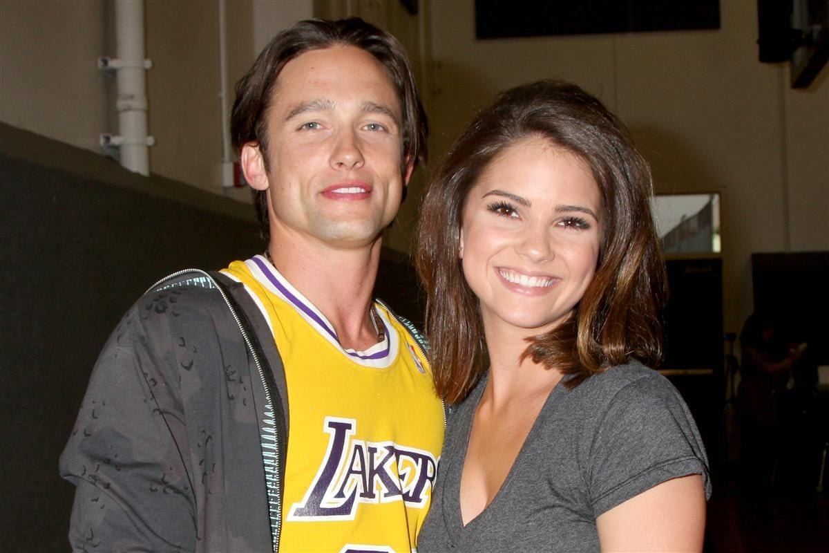 Who Is Shelley Hennig Dating  The Famous Actress  Current Relationship Status - 66