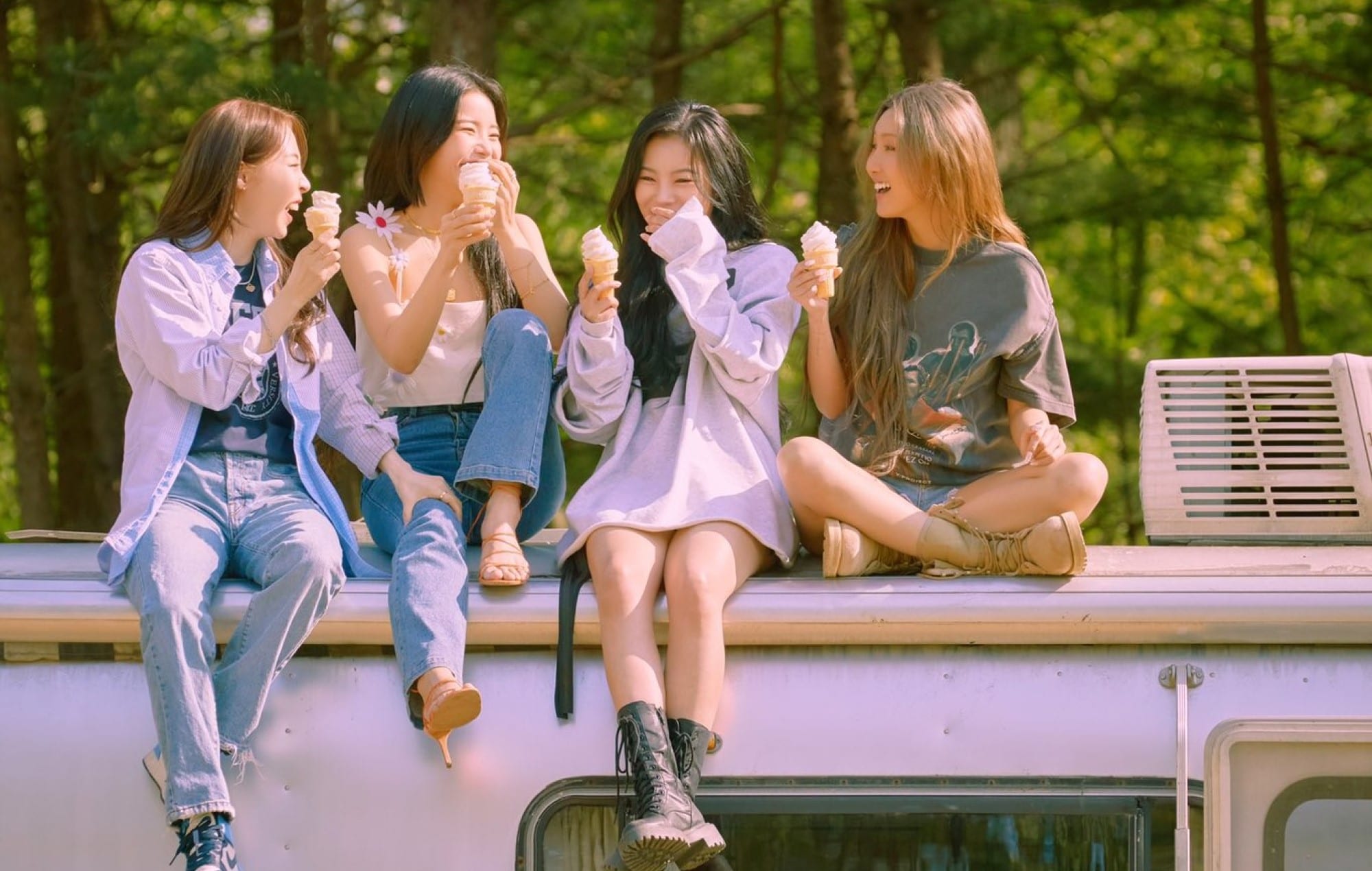 Mamamoo WAW  The Girl Group Made A Stellar Comeback With The New Song - 87