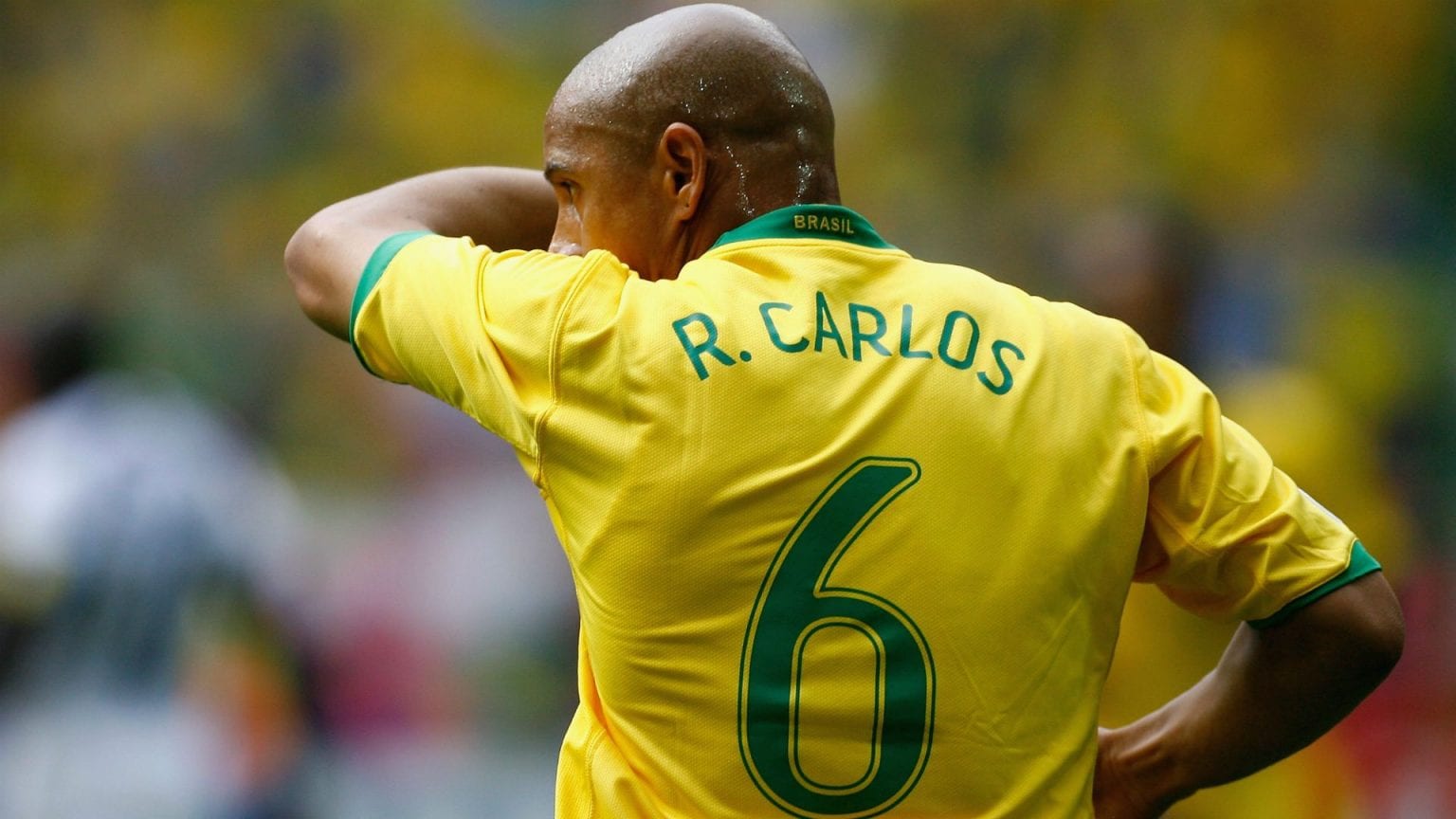 roberto-carlos-net-worth-how-rich-is-the-legendary-brazilian