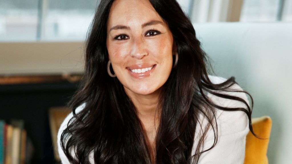 Joanna Gaines Affair: Everything To Know About it - OtakuKart