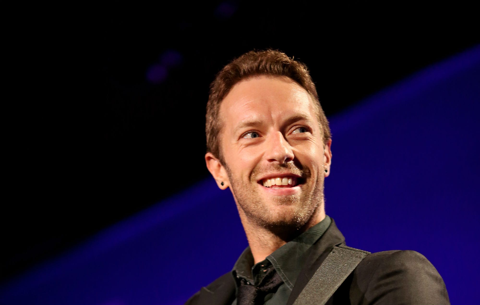 Chris Martin Net Worth Early Life And Career Otakukart