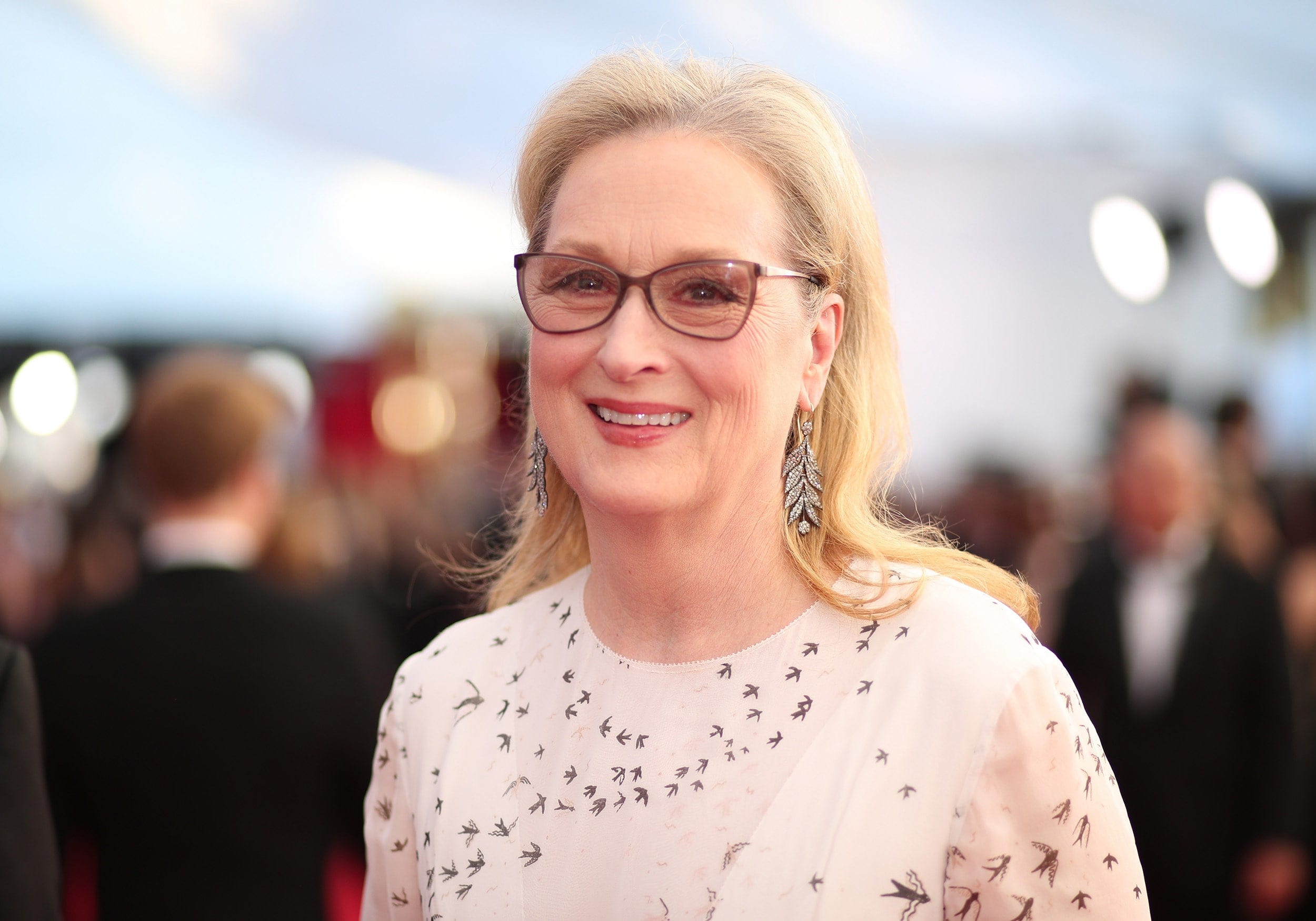 Who is Meryl Streep dating