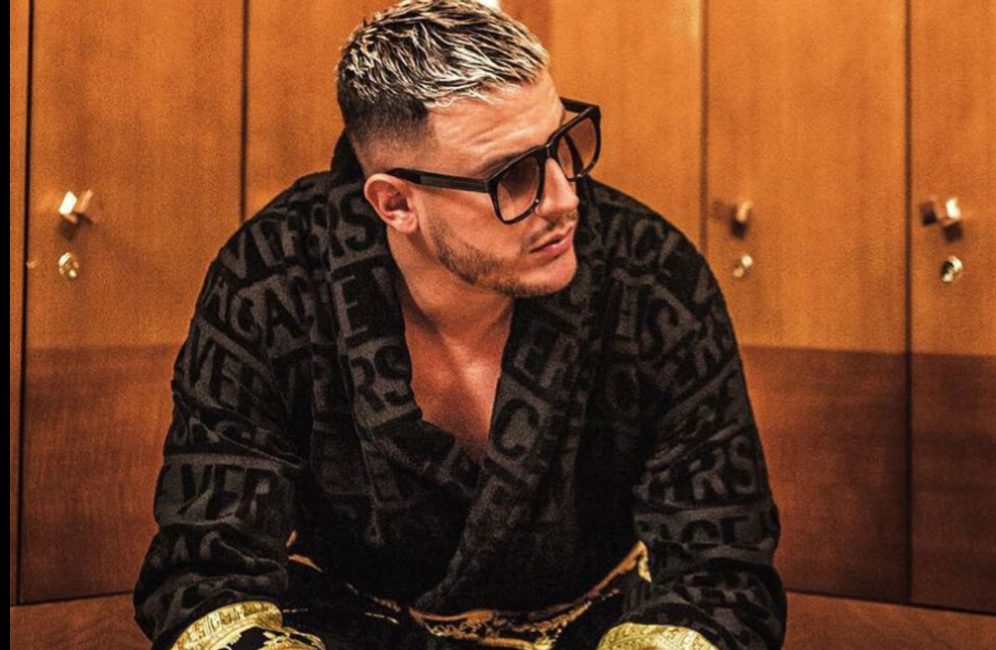 Who is DJ Snake dating?