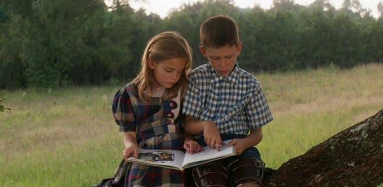 What Did Jenny Die From In Forrest Gump OtakuKart   Penny And Forrest 770x376 