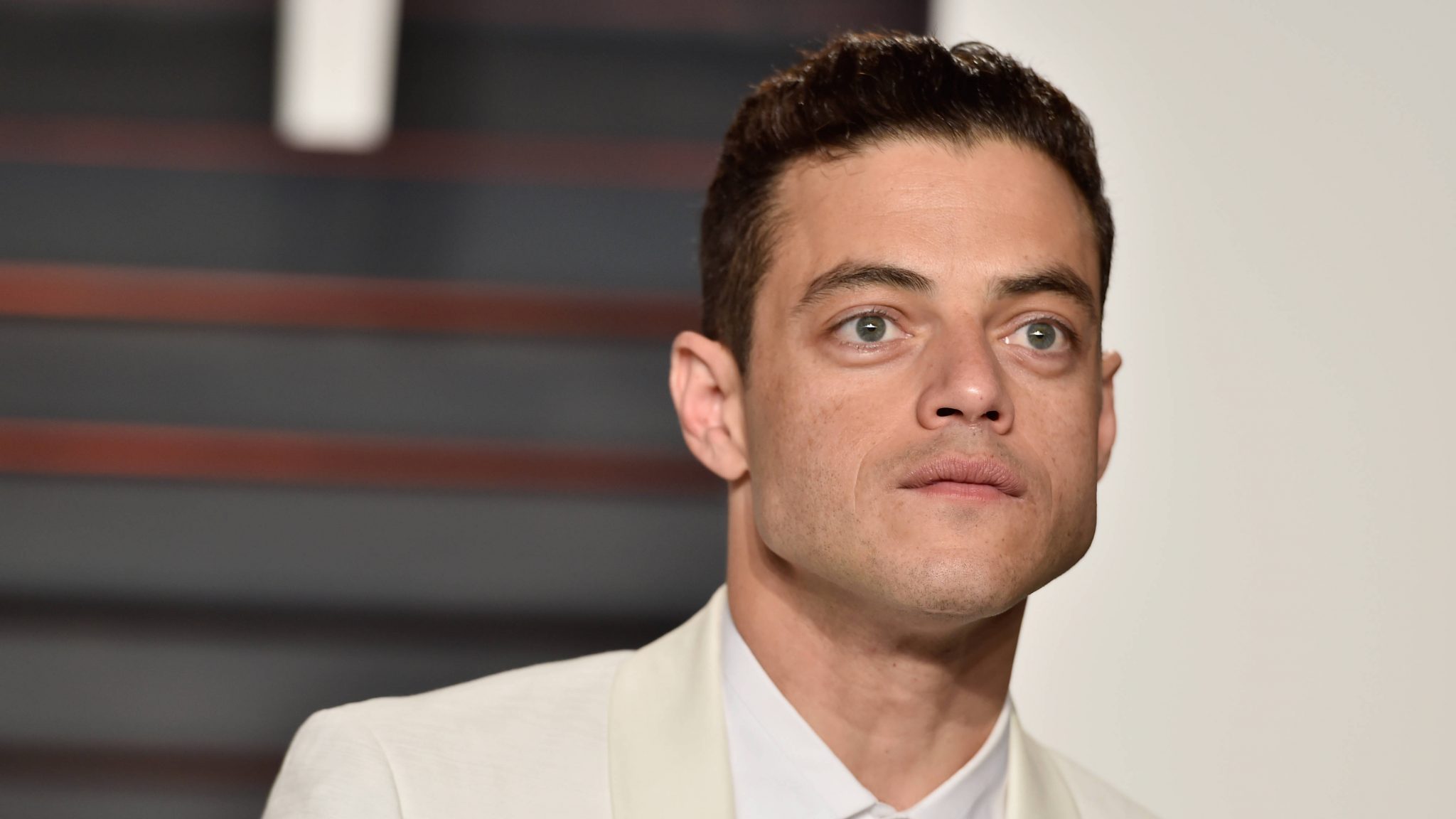 Rami Malek Net Worth How Much Does The 'Mr. Robot' Star Earn? OtakuKart