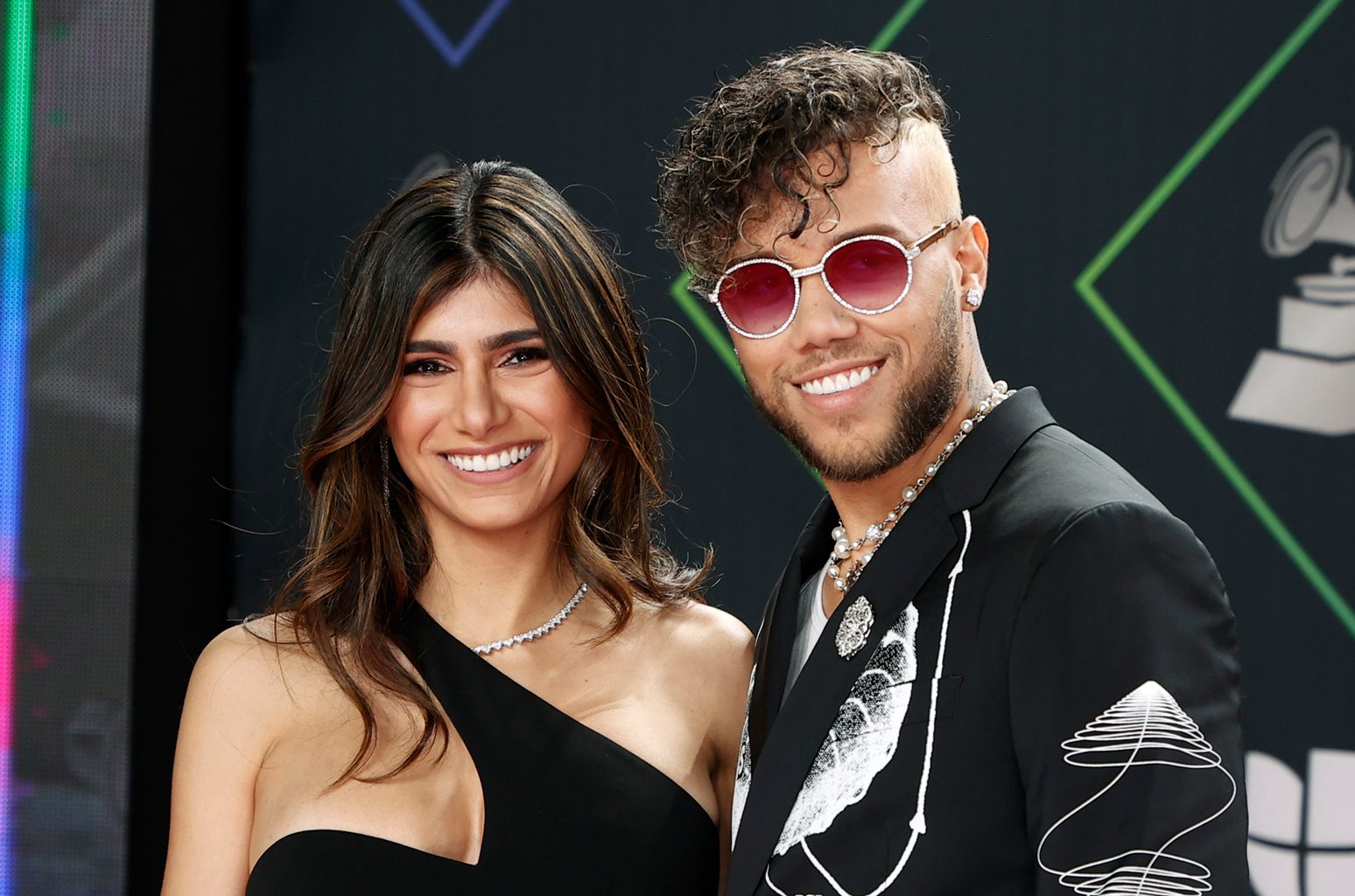 Mia khalifa break up jhay cortez