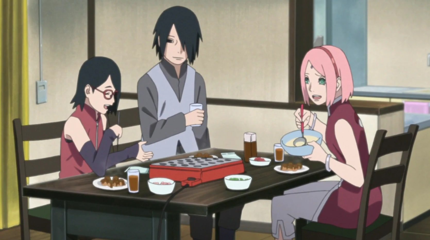 Sasuke ăn tối với gia đình