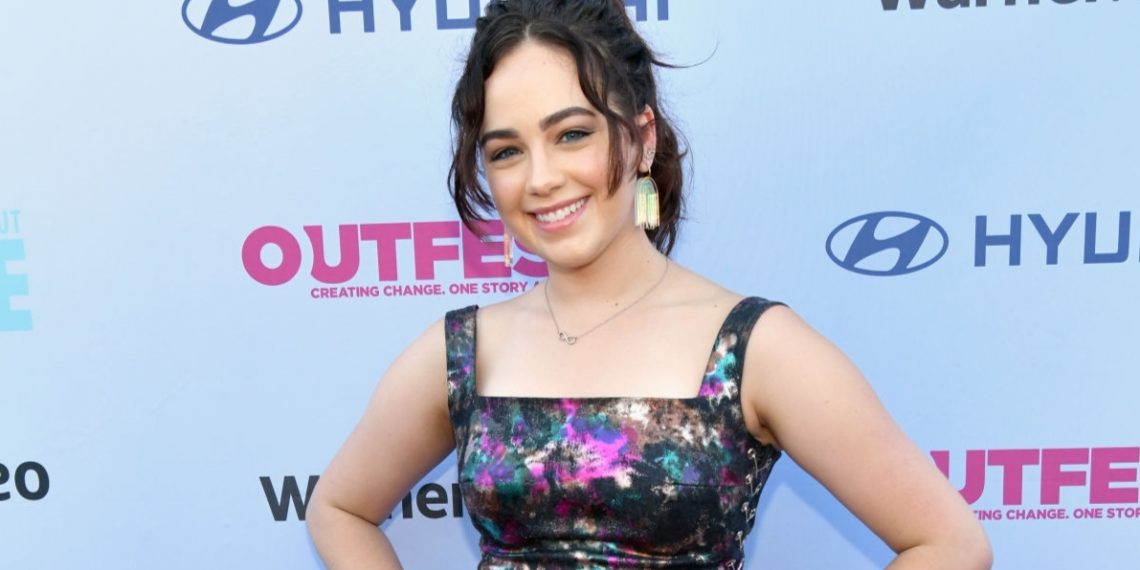 Mary Mouser's Net Worth
