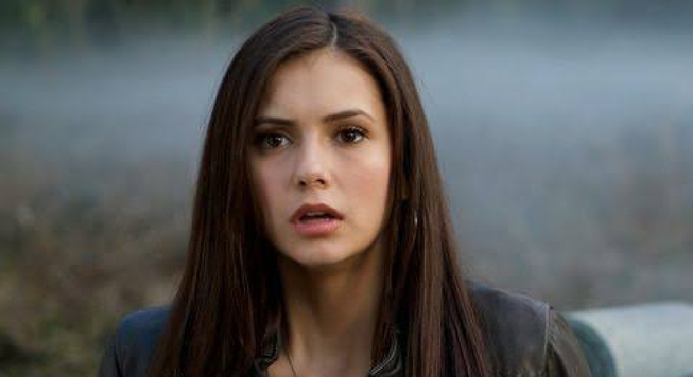 does elena become a vampire