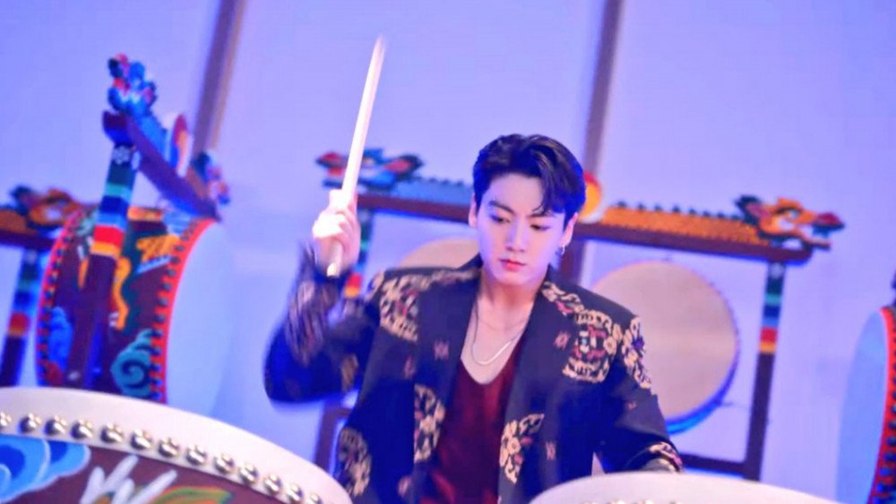 jungkook golden maknae drummer