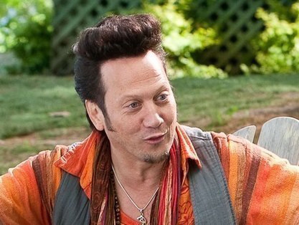 How Much is Rob Schneider Earning in 2022?