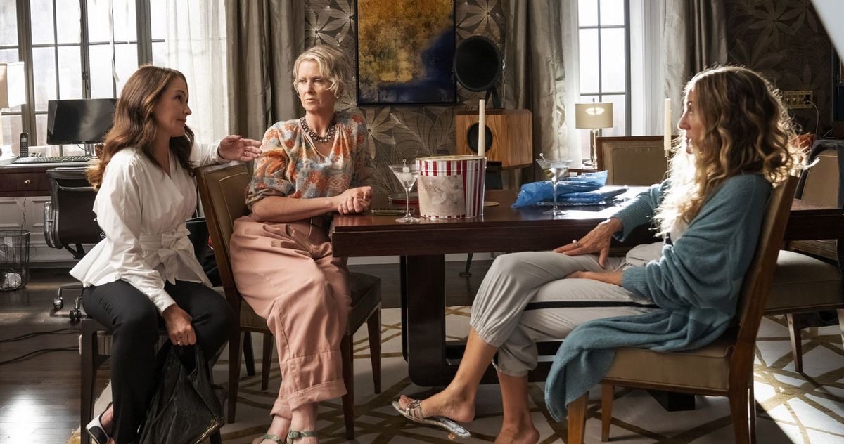 ¡La serie de reinicio de SATC y así se ha renovado para la temporada 2! 12 Y así como la temporada 2