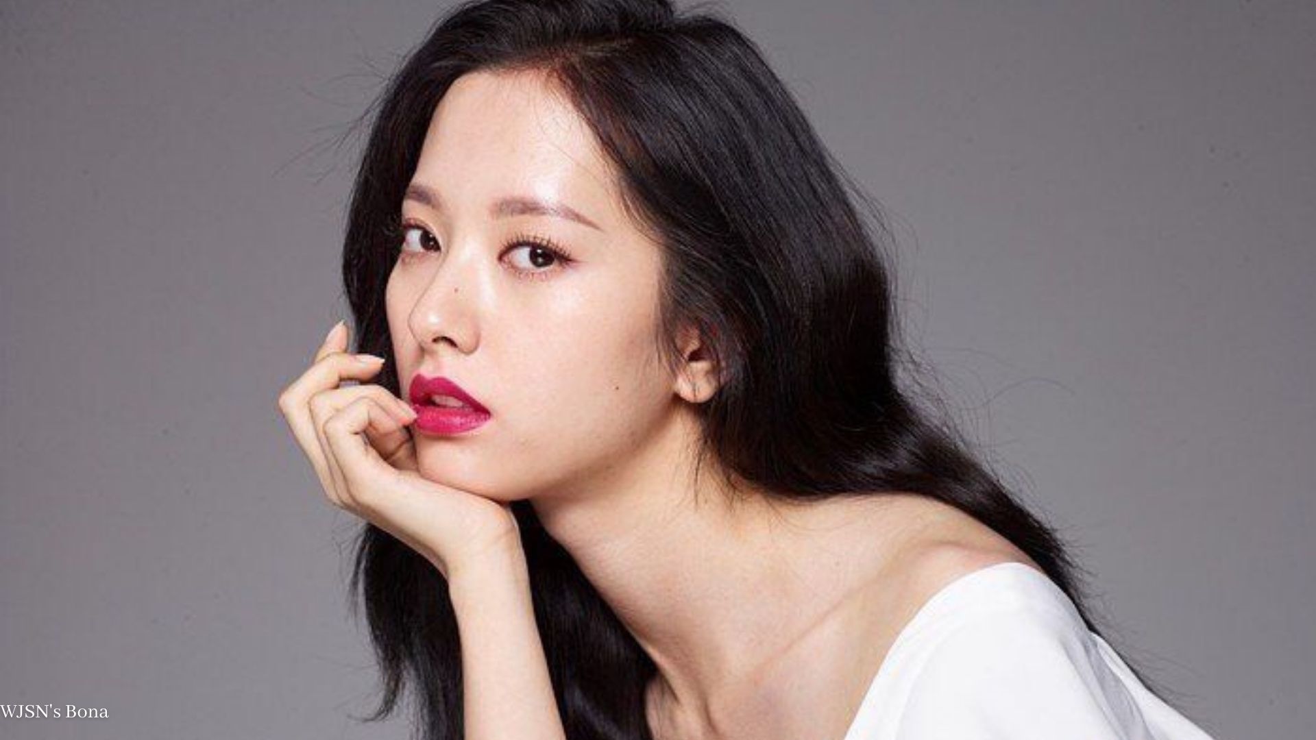 WJSN’s BONA Dating History – All About Her Relationship & Career