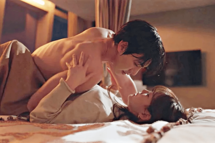 Kim Sejeong Opens Up On Her Statement About Bed Scene in ‘Business Proposal’