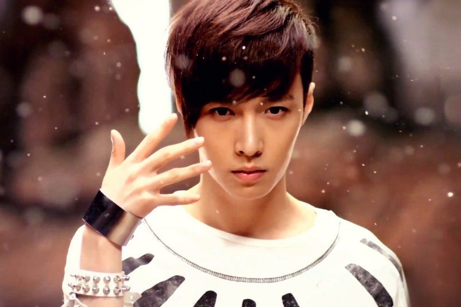 Lay of 'EXO'