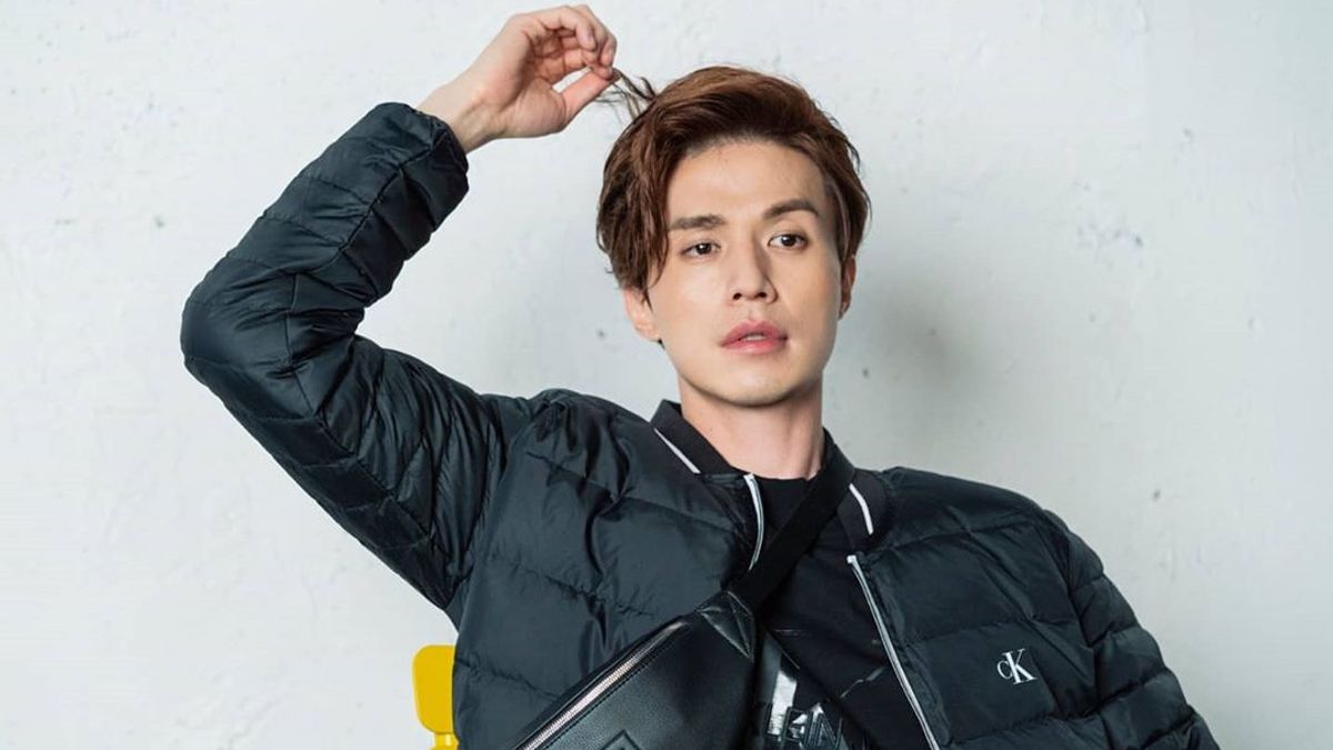 Lee Dong Wook Net Worth