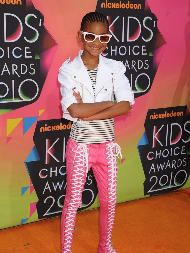Worst Outfits At Nickelodeon Kids' Choice Awards Of All Time - OtakuKart