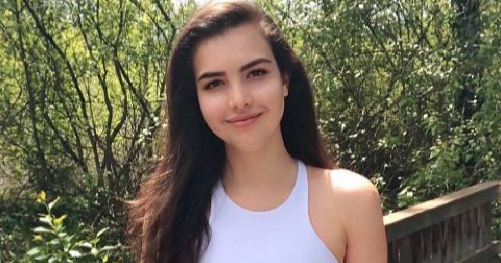 Alexandra Botez Net Worth 2023: How Rich is the Chess Streamer? - Techie +  Gamers