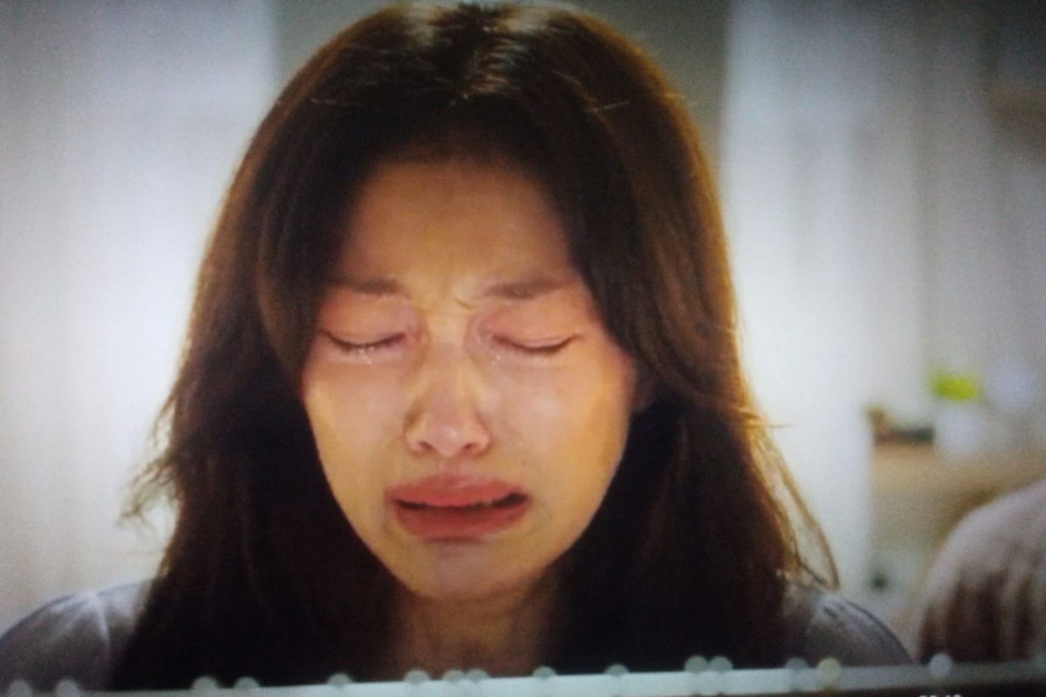 Featuring Yeom Ki Jung after confessing her feelings in front of Jo Tae Hoon