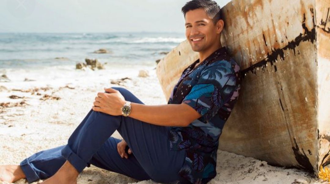 What is the net worth of Jay Hernandez?