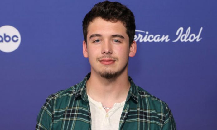¿De dónde es Noah Thompson?
