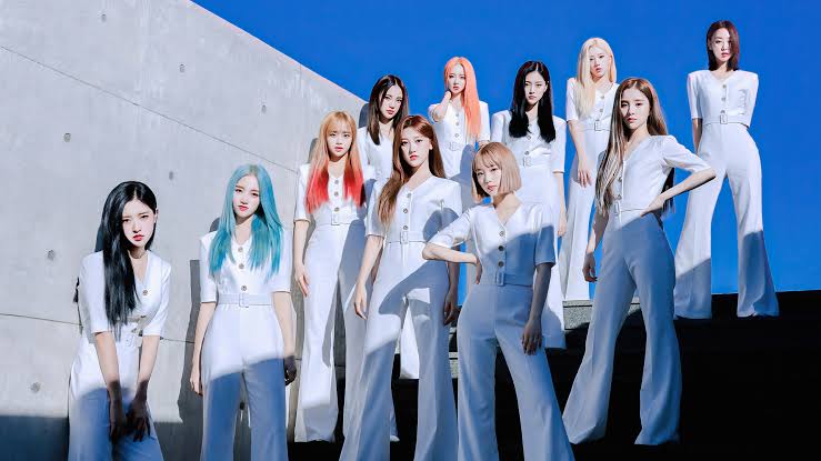 Loona supporting the LGBTQ+ community