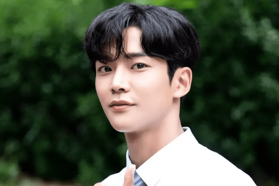 Which K-pop Group Is Rowoon In?