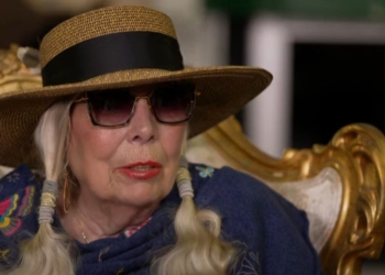 Who Did Joni MItchell Date?