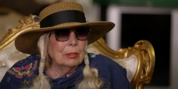 Who Did Joni MItchell Date?