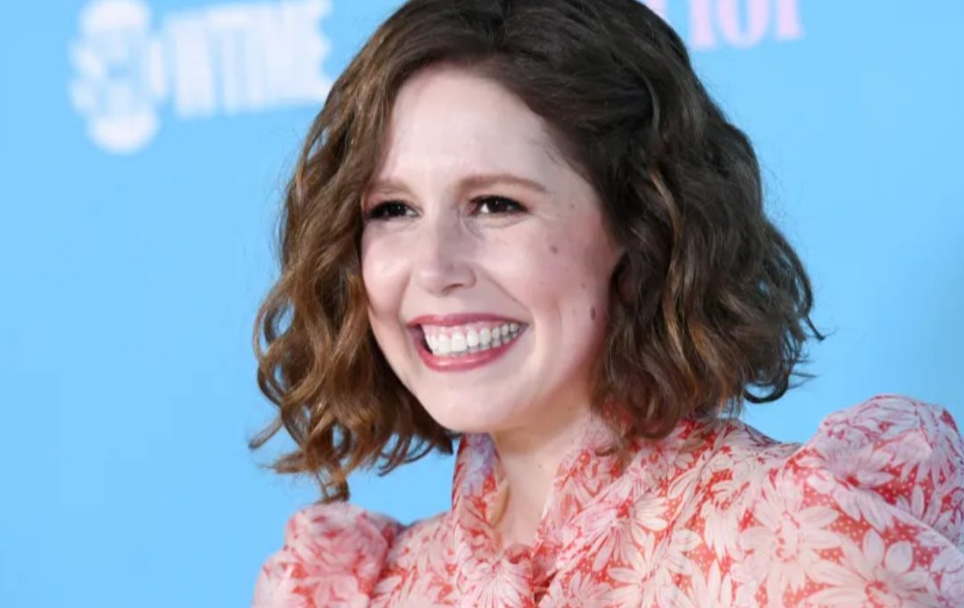 Who Is Vanessa Bayer's Partner? The Former SNL Star's Love Interest OtakuKart