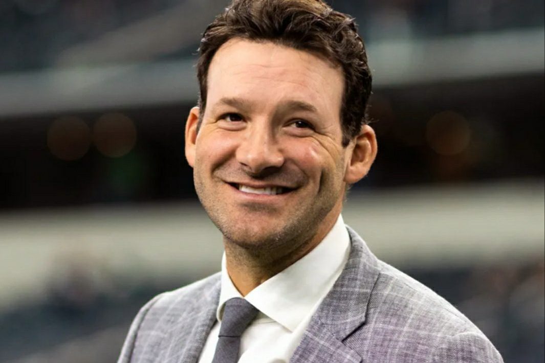 Is Tony Romo Still Broadcasting?