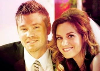 Why Did Lucas And Peyton Leave One Tree Hill?