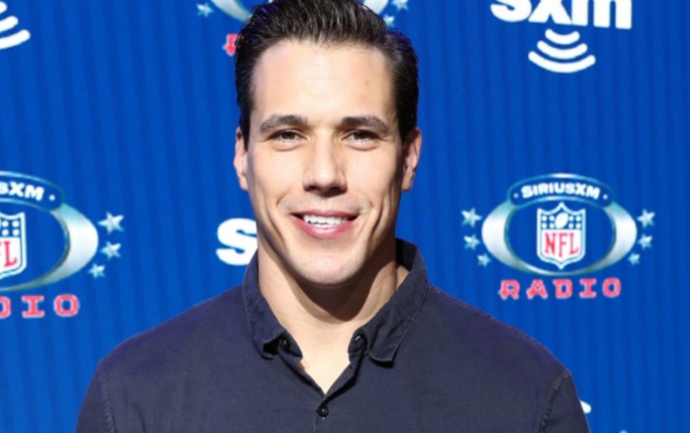 Who Is Brady Quinn Married To