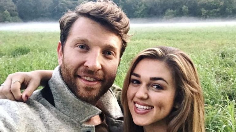 Is Brett Eldredge Married Where Is Kelly Clarkson Now Otakukart