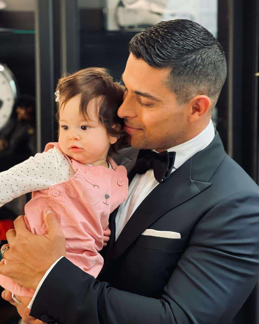 Wilmer Valderrama With His Daughter