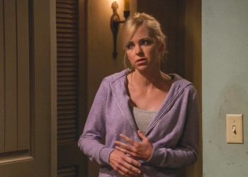Why Did Christy Leave Mom After Season 7?