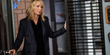 The Real Reason Kelli Giddish Left Law & Order: Special Victims Unit