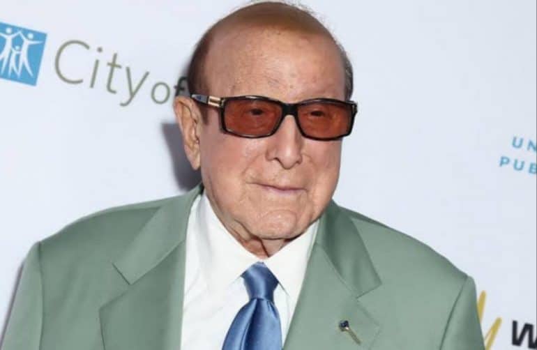 Clive Davis Net Worth OtakuKart