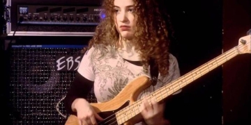 Tal Wilkenfled and Jeff Beck;