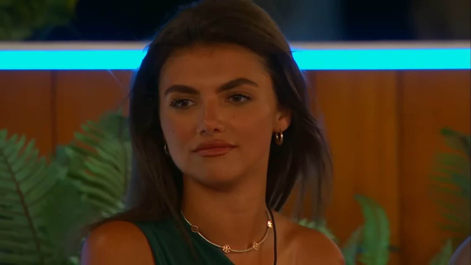 Love Island Season 9 Episode 30 Release Date Sammy Kisses Casey