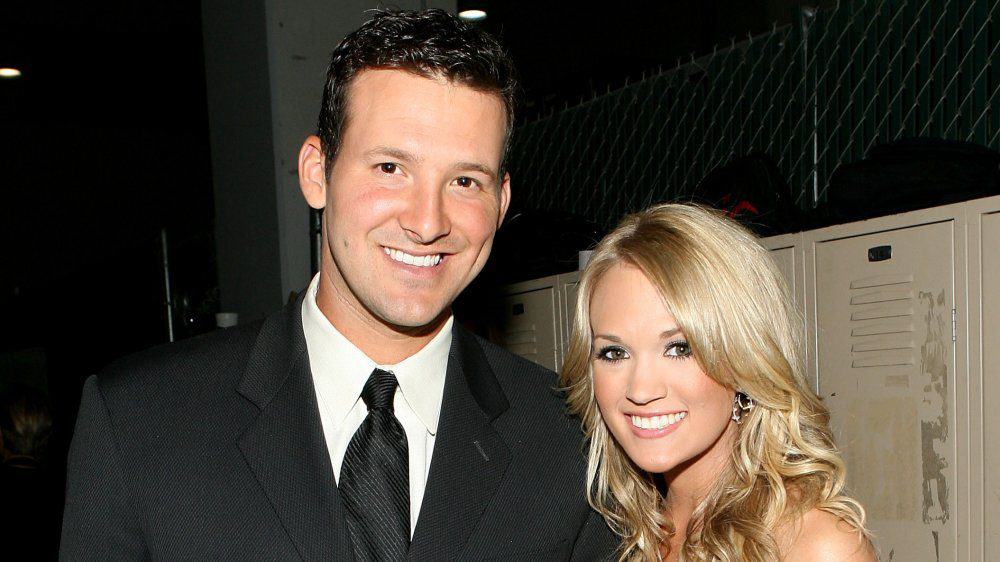 Carrie Underwood and Tony Romo credits nydailynews.com